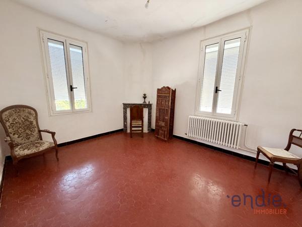 LORGUES VILLA T5 AVEC GARAGE