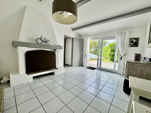 Longère avec piscine à 15min de l'océan