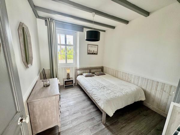 Longère avec piscine à 15min de l'océan