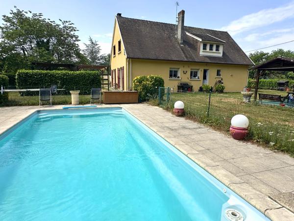 Charmante propriété de 6 chambres avec parc, piscine et accès rivière