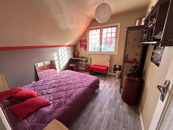 Charmante propriété de 6 chambres avec parc, piscine et accès rivière