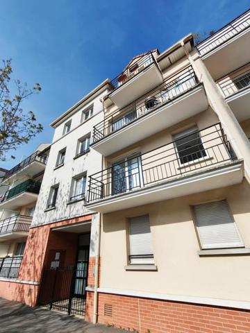 Résidence de 2005 - 4 pièces de 77 m², balcon + parking sous-sol