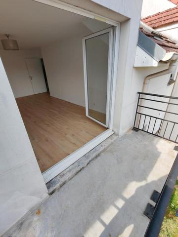 Résidence de 2005 - 4 pièces de 77 m², balcon + parking sous-sol