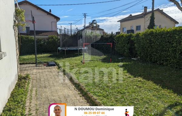 Mours-Saint-Eusèbe : villa à vendre avec Dominique N'DOUMOU