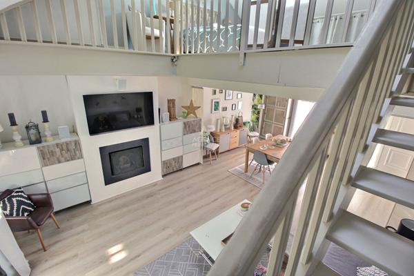 Maison Verneuil Sur Seine 7 pièce(s) 140 m2 €508 000 ** - Référence 964