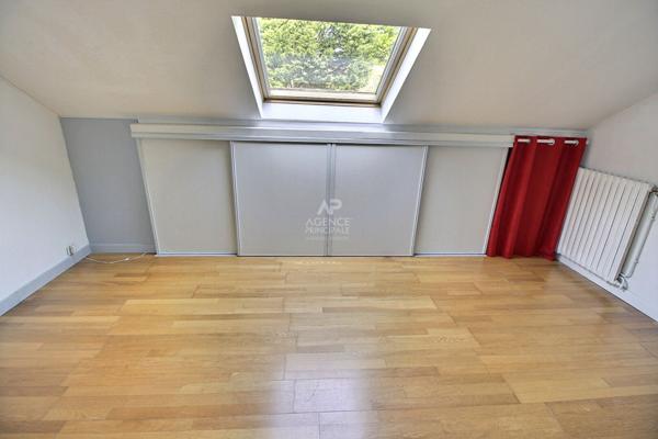 Maison Verneuil Sur Seine 7 pièce(s) 140 m2 €508 000 ** - Référence 964