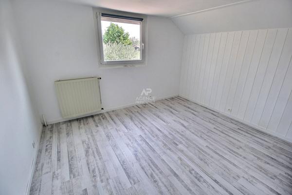 Maison Verneuil Sur Seine 7 pièce(s) 140 m2 €508 000 ** - Référence 964