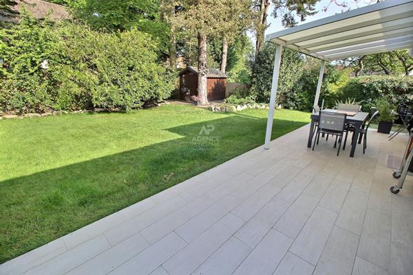 Maison Verneuil Sur Seine 7 pièce(s) 140 m2 €508 000 ** - Référence 964