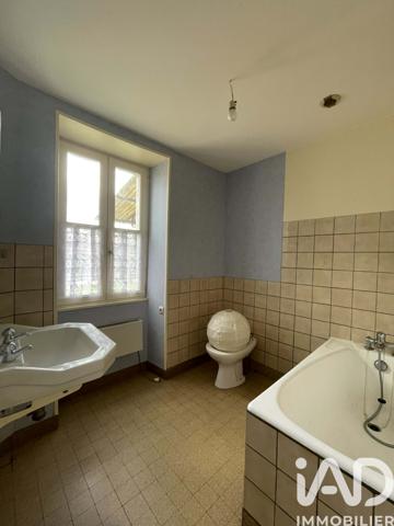 Maison à vendre 10 pièces 182 m² Lapalisse