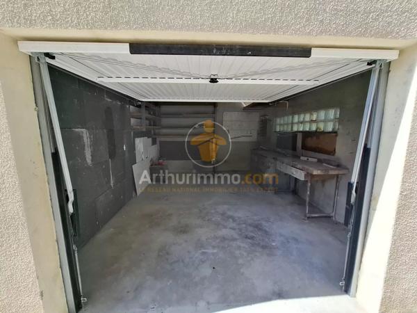 Vente                                                      Maison
                        
                     6 pièces                      118 m2                     à Crécy-la-Chapelle