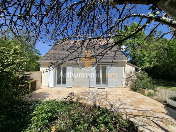 Vente                                                      Maison
                        
                     6 pièces                      118 m2                     à Crécy-la-Chapelle