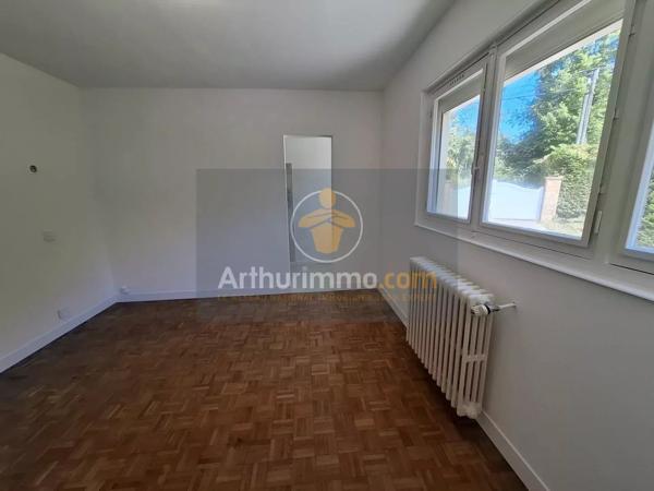 Vente                                                      Maison
                        
                     6 pièces                      118 m2                     à Crécy-la-Chapelle