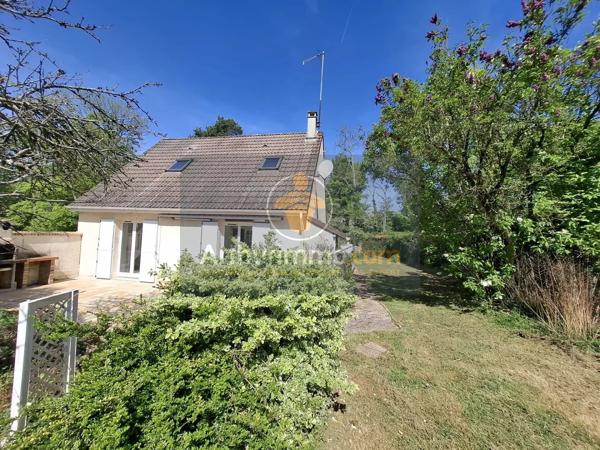 Vente                                                      Maison
                        
                     6 pièces                      118 m2                     à Crécy-la-Chapelle