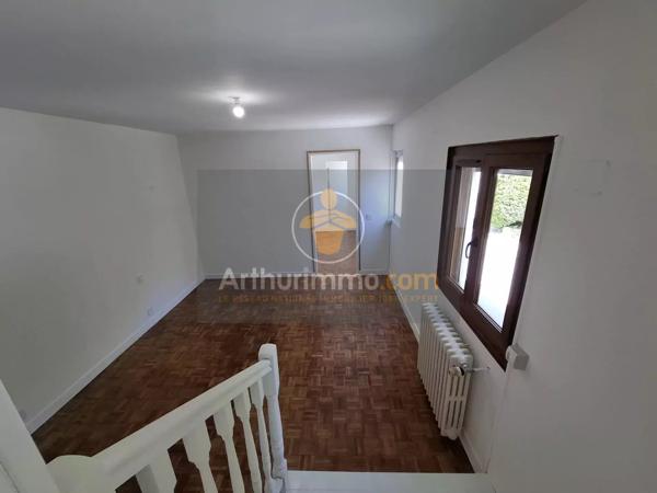 Vente                                                      Maison
                        
                     6 pièces                      118 m2                     à Crécy-la-Chapelle