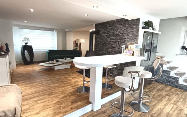 Maison à vendre    5 pièces • 107 m2 Mertzwiller