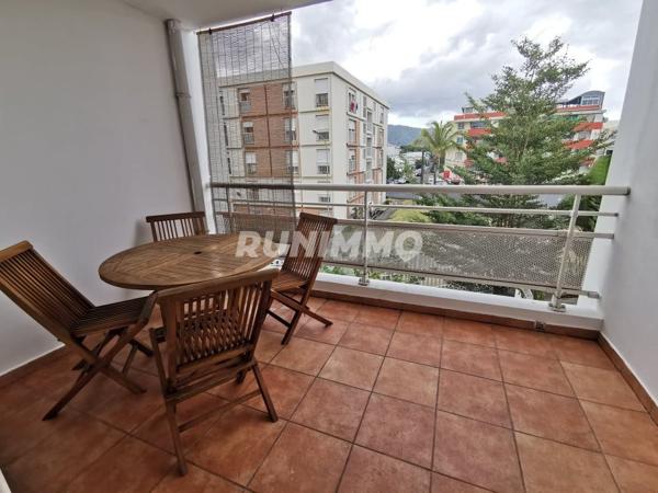 Appartement Saint Denis 1 pièce(s) 29.79 m2