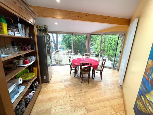 Maison d'architecte 7 pièces avec piscine