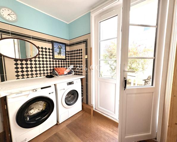 Appartement 5 pièce(s) 2 chambre(s) 134 m²