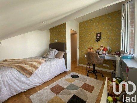 Maison 6 pièces de 160 m² à Clichy-sous-Bois (93390)