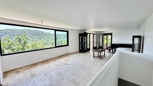 Grasse (06130) GRASSE –Maison vue mer et collines de Cabris