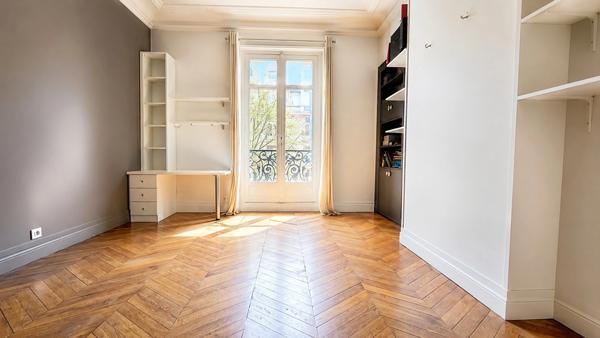 Appartement à vendre 5 pièces PARIS 7EME ARRONDISSEMENT (75)