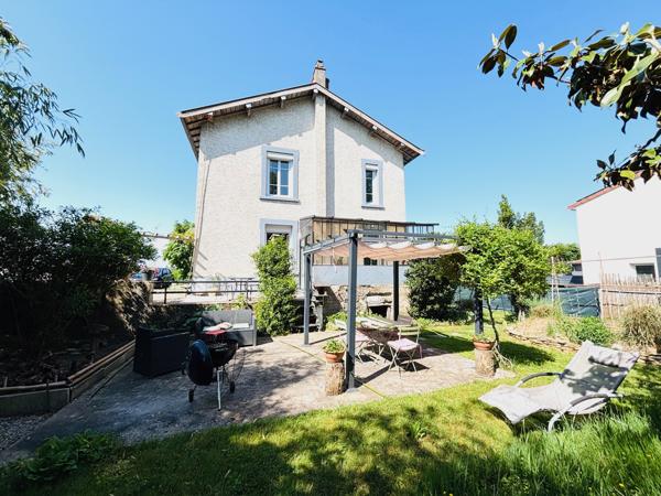Reyrieux (01600) Maison Ancienne 140 m2 4 chambres Piscine Terrain de 982m2
