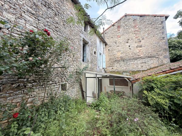 Charmante maison de ville de 4 chambres au cœur de Ruffec