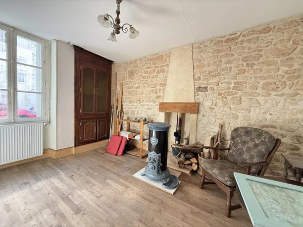 Charmante maison de ville de 4 chambres au cœur de Ruffec