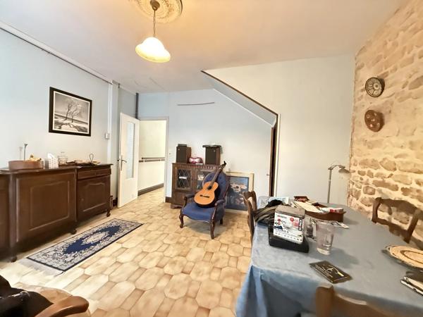 Charmante maison de ville de 4 chambres au cœur de Ruffec
