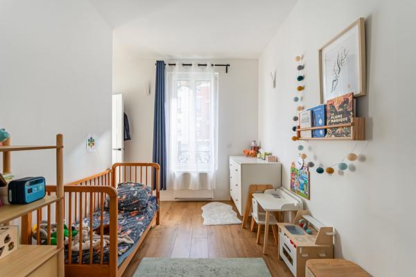 Duplex esprit loft avec terrasse et garage au dernier étage