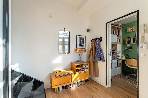 Duplex esprit loft avec terrasse et garage au dernier étage