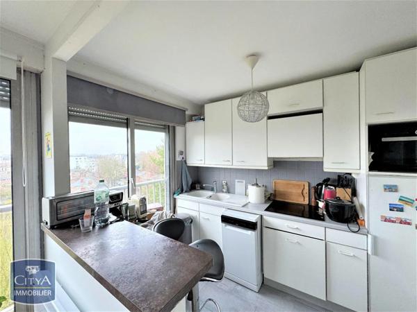 Appartement à louer 2 pièces 65.35m²