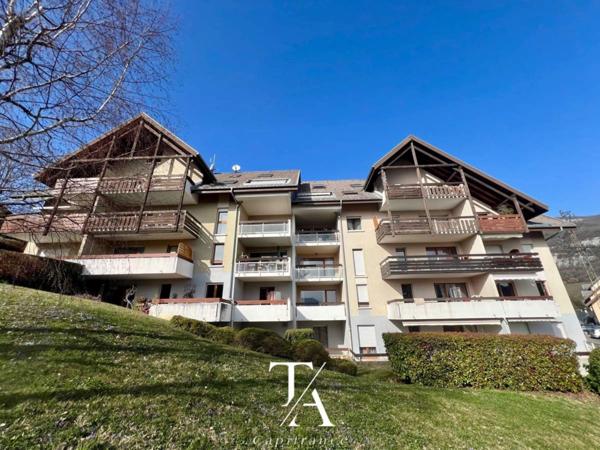 Appartement T3 à Bassens de 62 m2 en rez-de-jardin – plein sud, terrasses, sans vis-à-vis, garage et cave