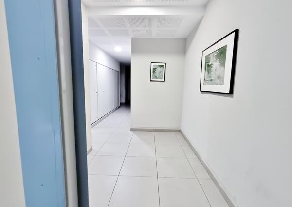 Appartement
         3 pièces
        - 62 m² Exclusivité 295 000 € *