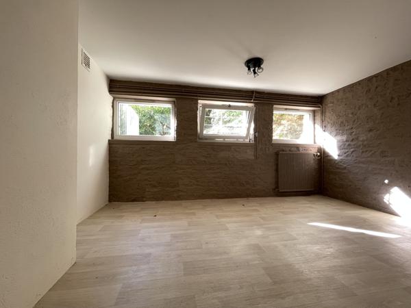Maison inversée avec vue sur la Charente / Upside-down house with a view over the Charente