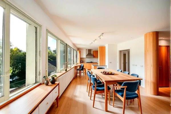 Maison inversée avec vue sur la Charente / Upside-down house with a view over the Charente