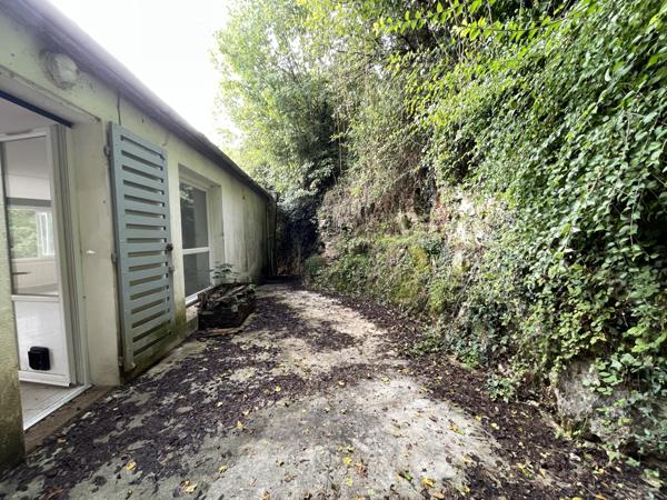 Maison inversée avec vue sur la Charente / Upside-down house with a view over the Charente
