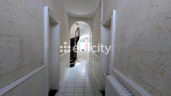 Maison 7 pièces - 201 m²