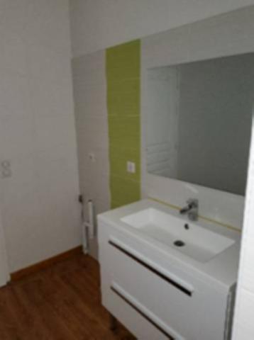 Appartement T1 BIS A REIGNAC (33) - LIBRE LE 10 AOUT