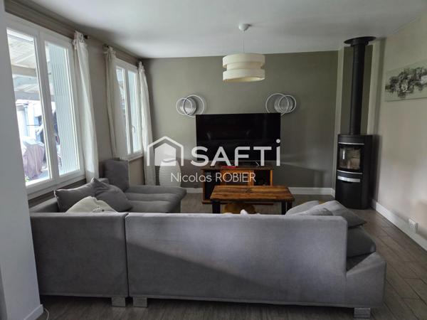 Maison trois chambres, jardin, garage !