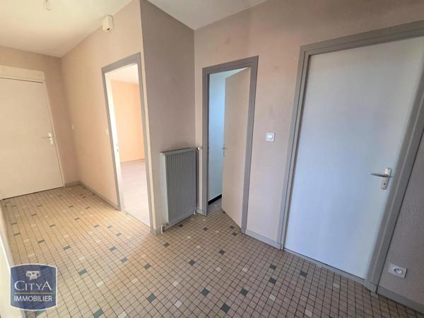 Appartement à louer 4 pièces 90.4m²