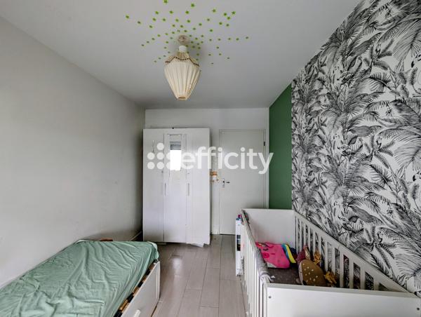 Appartement
         3 pièces
        - 60 m² Exclusivité 205 000 € *