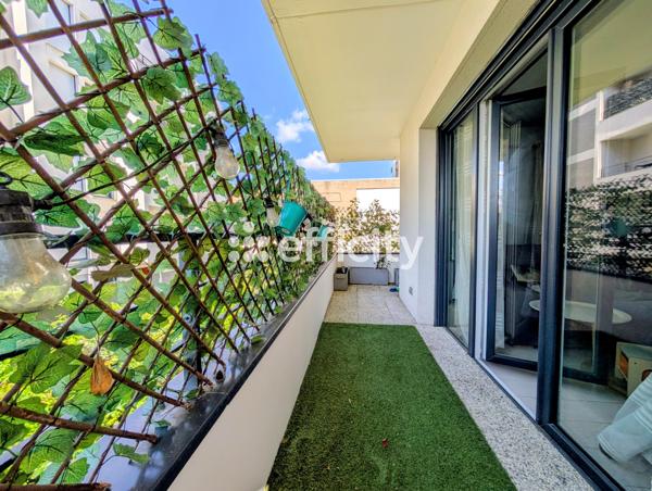 Appartement
         3 pièces
        - 60 m² Exclusivité 205 000 € *