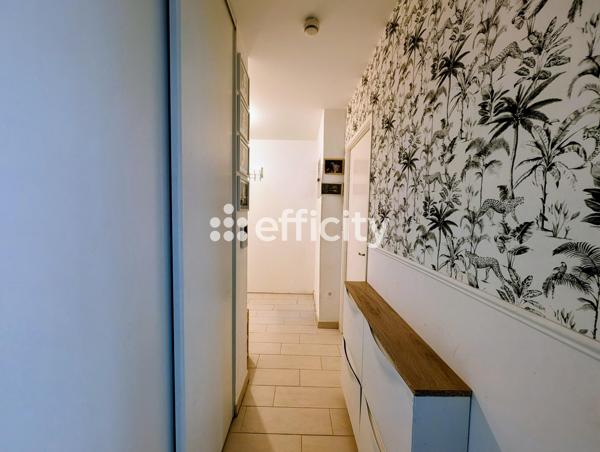 Appartement
         3 pièces
        - 60 m² Exclusivité 205 000 € *