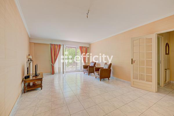 Appartement
         3 pièces
        - 78 m² Exclusivité 800 000 € *