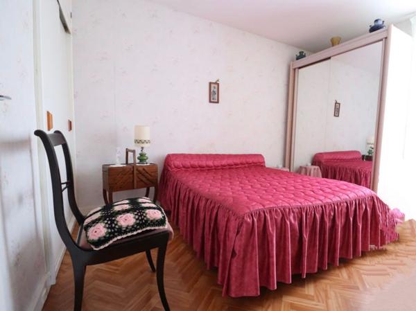 Appartement 2 chambres, Nevers, proche centre-ville, balcon, garage, 2 heures de Paris