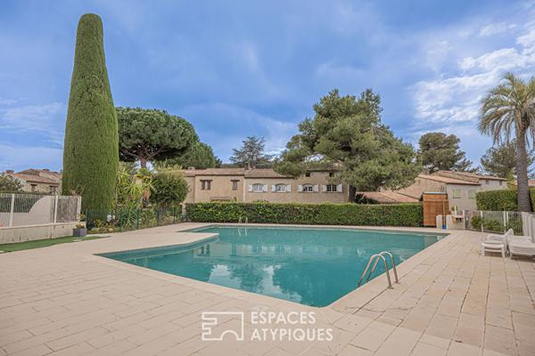 Maison dans résidence avec piscines sur les hauteurs d’Antibes