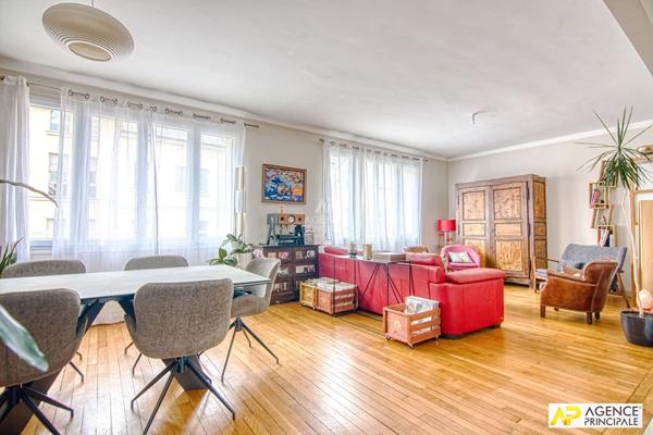 Versailles Porchefontaine maison 8 pièces 188m² au sol avec jardin clos et garage €1 449 000 ** - Référence 26766