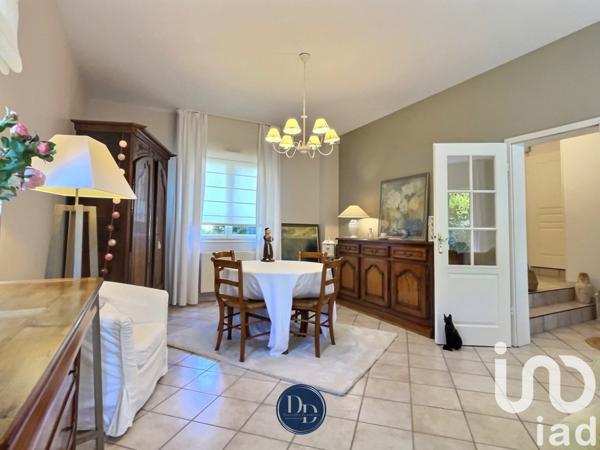 Maison traditionnelle 6 pièces de 148 m² à Châtel-Saint-Germain (57160)