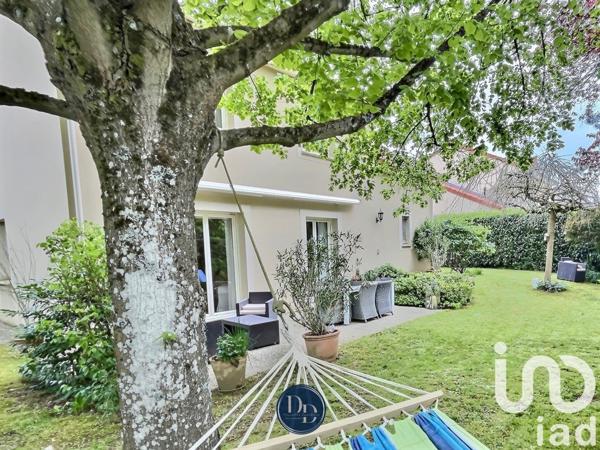 Maison traditionnelle 6 pièces de 148 m² à Châtel-Saint-Germain (57160)